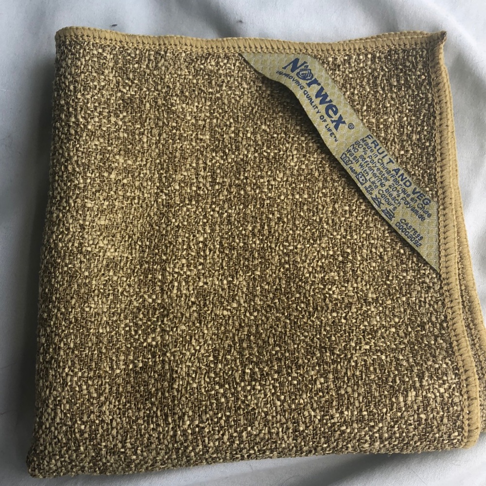 Norwex environment friendly veggie and fruit cloth
